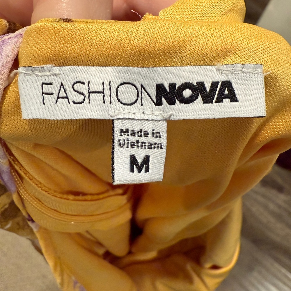 Fashion Nova Yellow Floral Ruffle Mini Dress – Size M - Picture 4 of 4